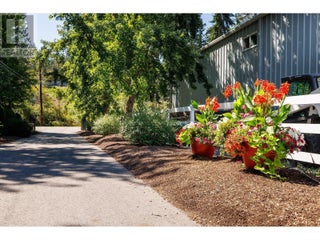 3672 Luxmoore Road. Kelowna, British Columbia