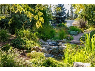 3672 Luxmoore Road. Kelowna, British Columbia