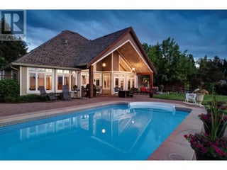 3672 Luxmoore Road. Kelowna, British Columbia