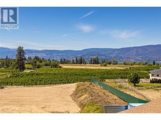 3299 Mcculloch Road. Kelowna, British Columbia