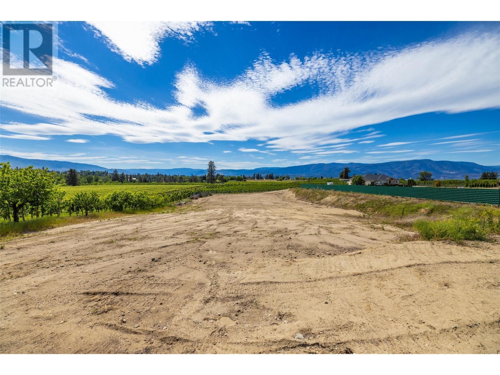 3299 Mcculloch Road. Kelowna, British Columbia
