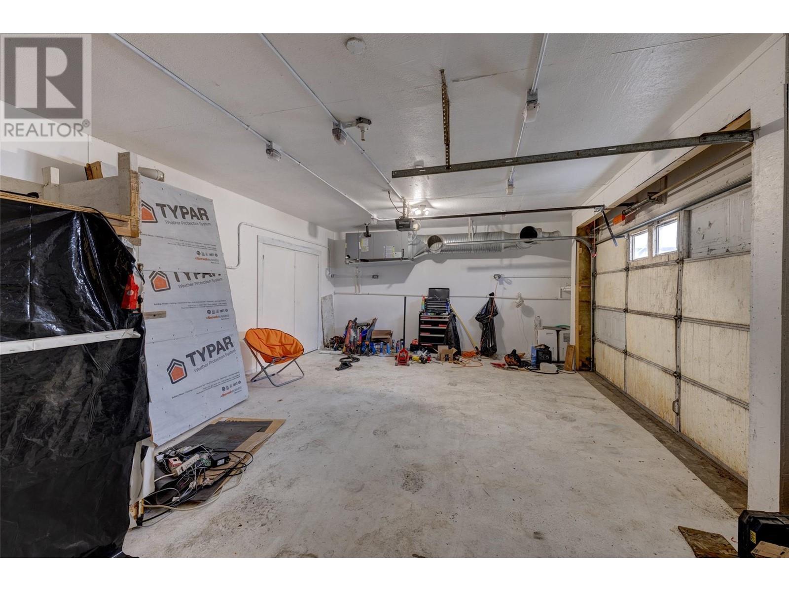 3299 Mcculloch Road. Kelowna, British Columbia