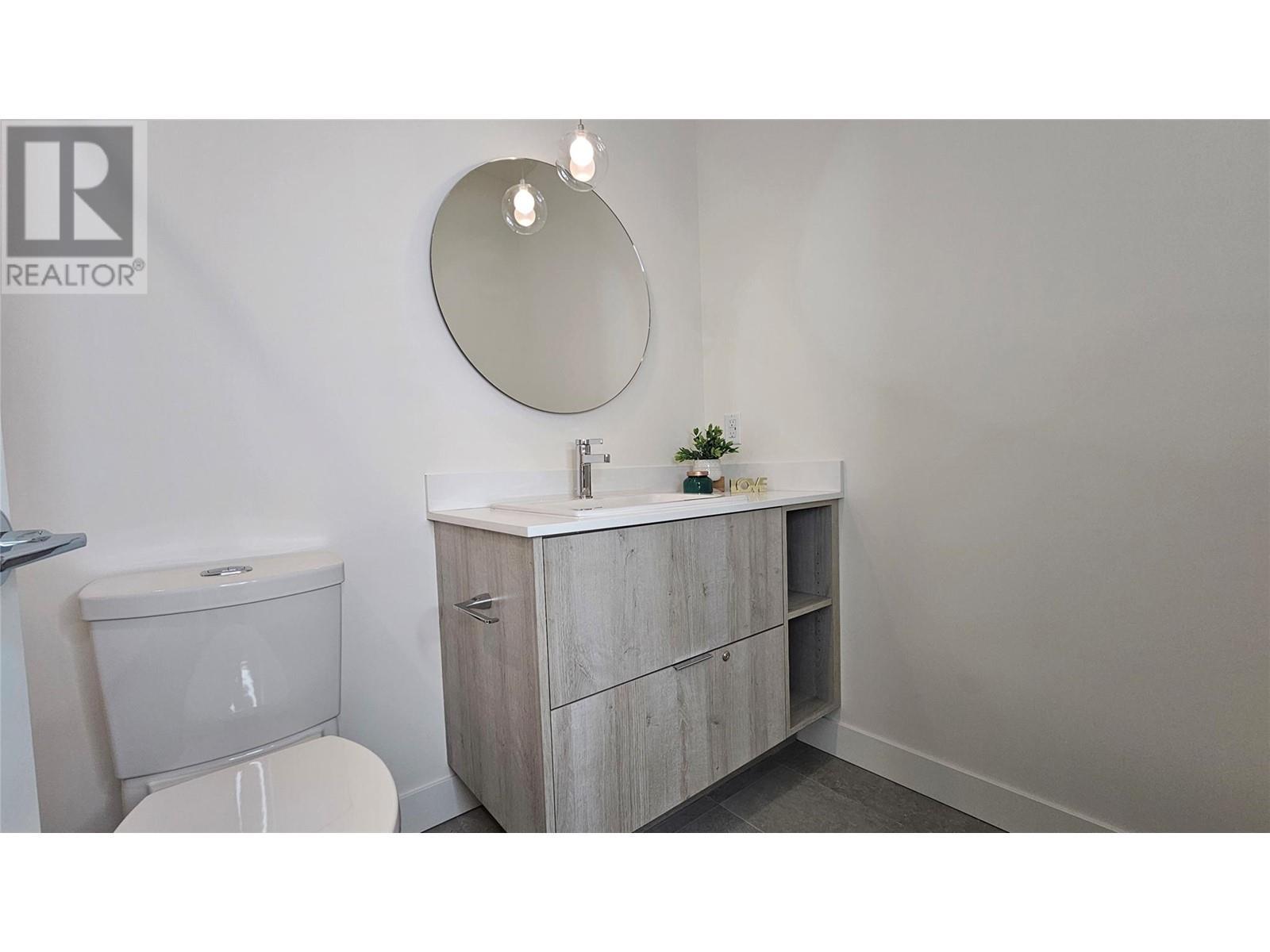 3699 Capozzi Road Unit# 104. Kelowna, British Columbia