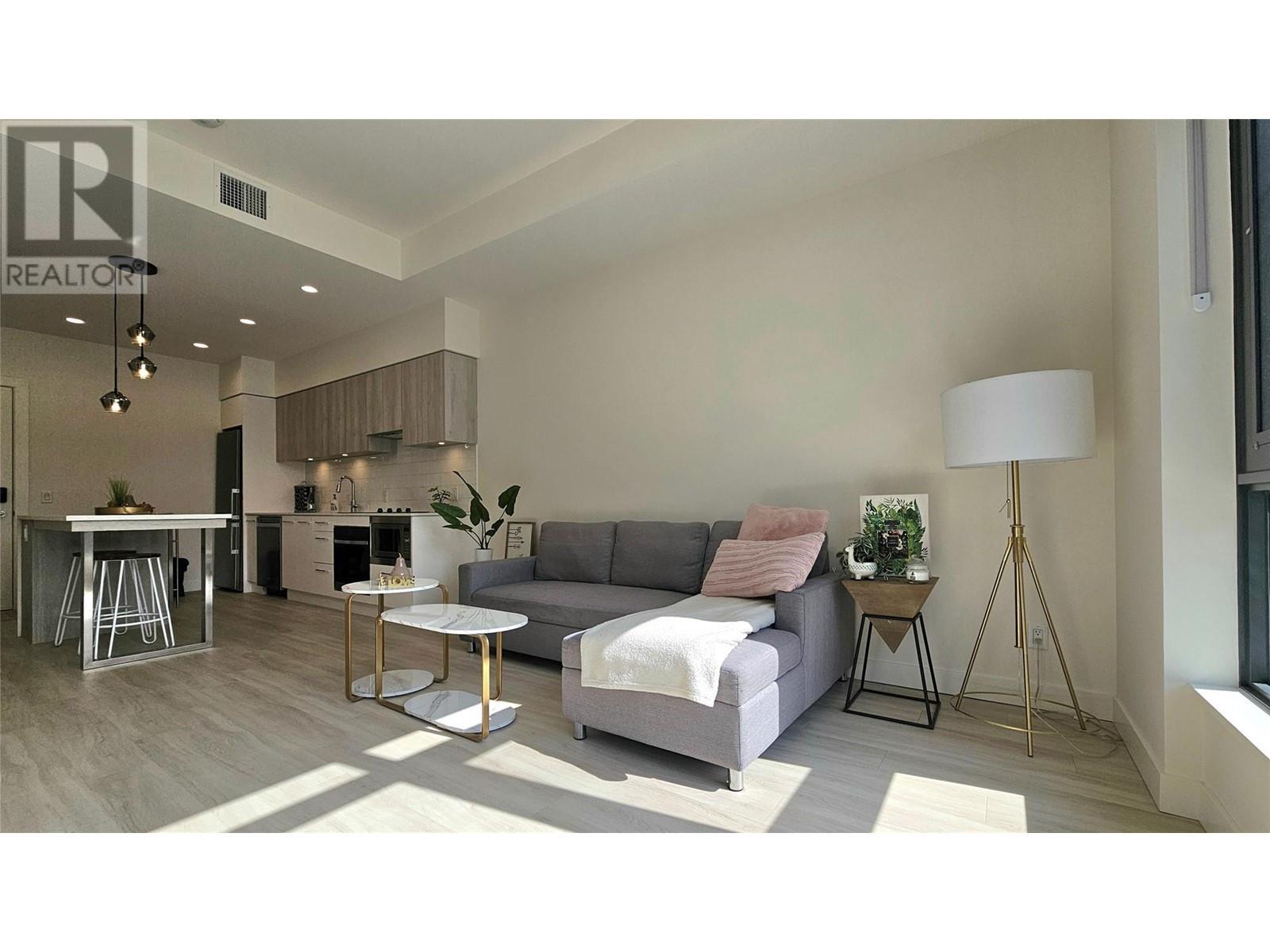 3699 Capozzi Road Unit# 104. Kelowna, British Columbia