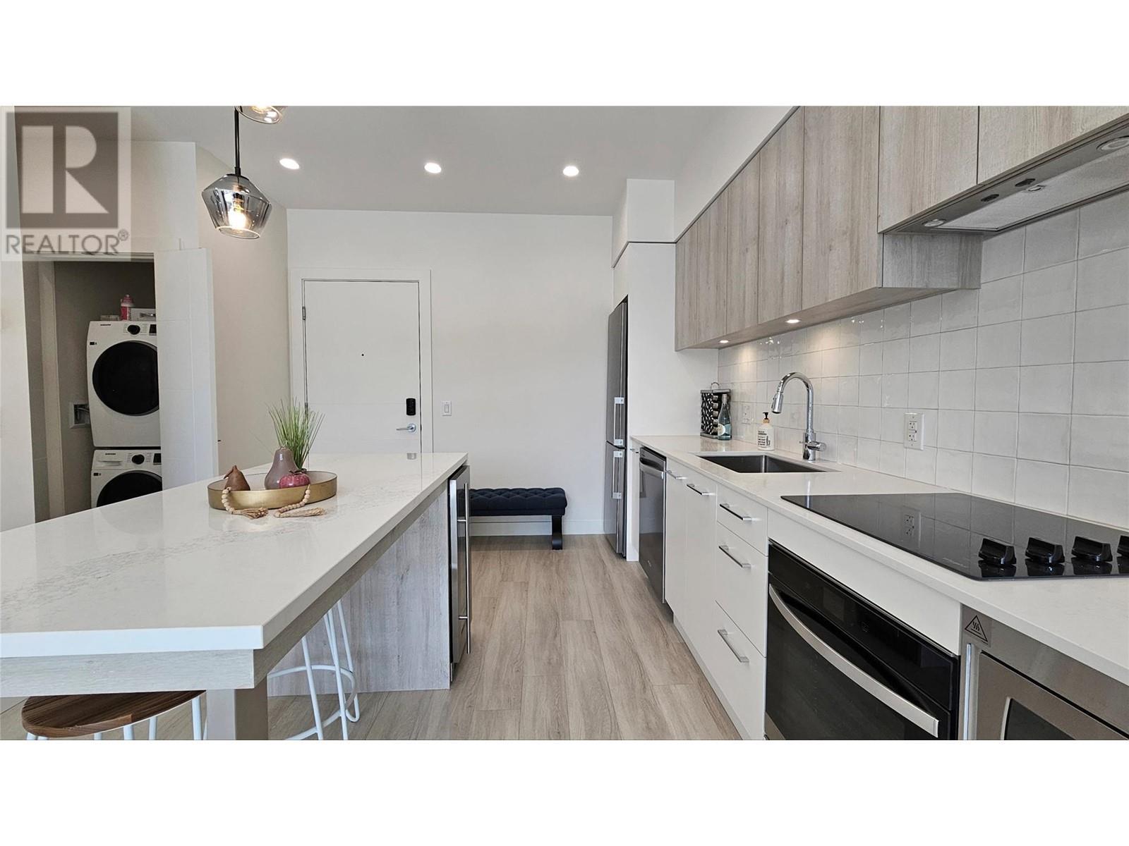 3699 Capozzi Road Unit# 104. Kelowna, British Columbia