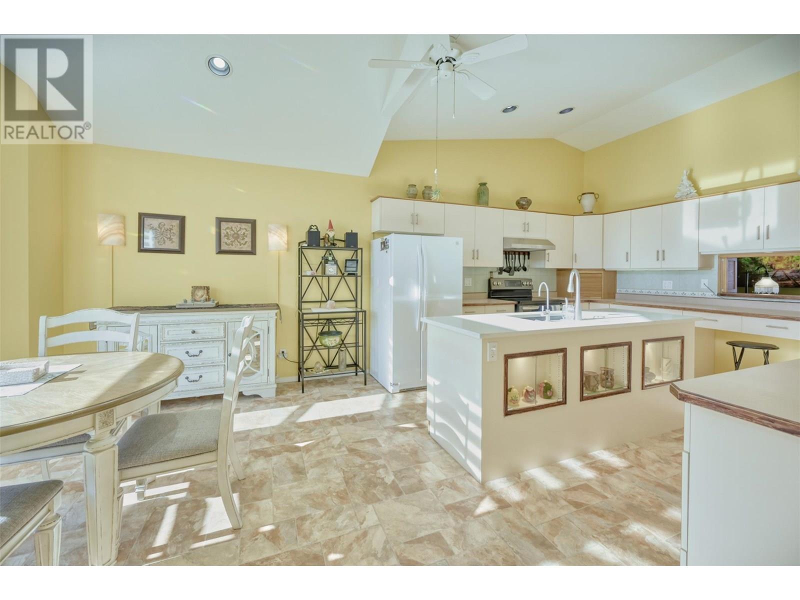 11913 Quail Ridge Place. Osoyoos, British Columbia