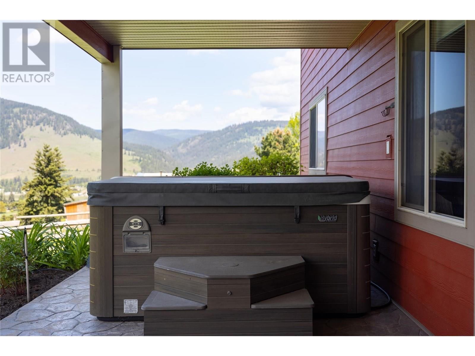 5380 Learmouth Road. Coldstream, British Columbia