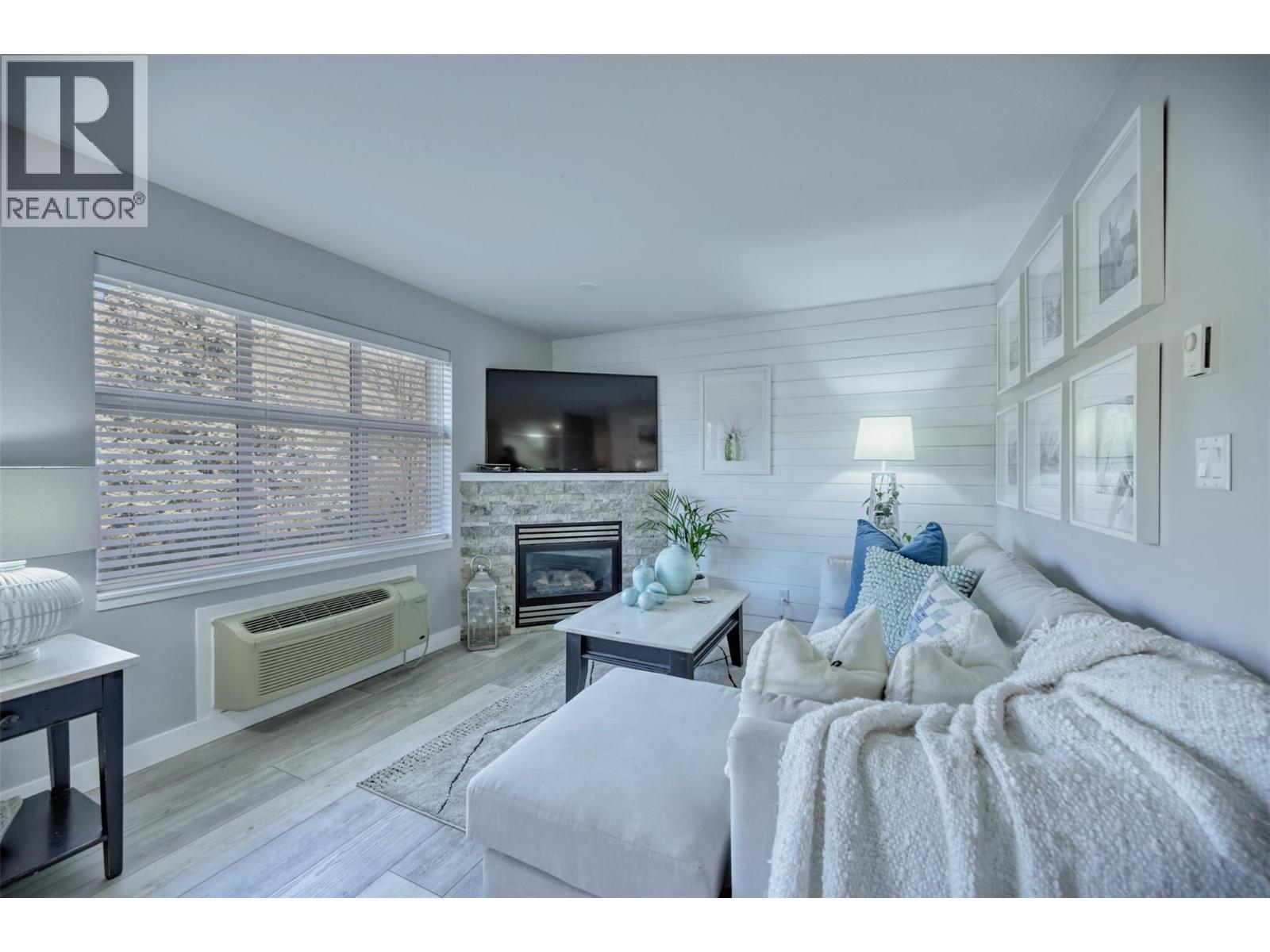 7600 Cottonwood Drive Unit# 3. Osoyoos, British Columbia