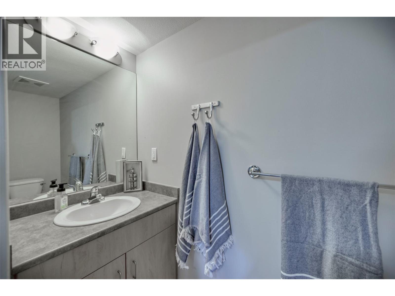 7600 Cottonwood Drive Unit# 3. Osoyoos, British Columbia