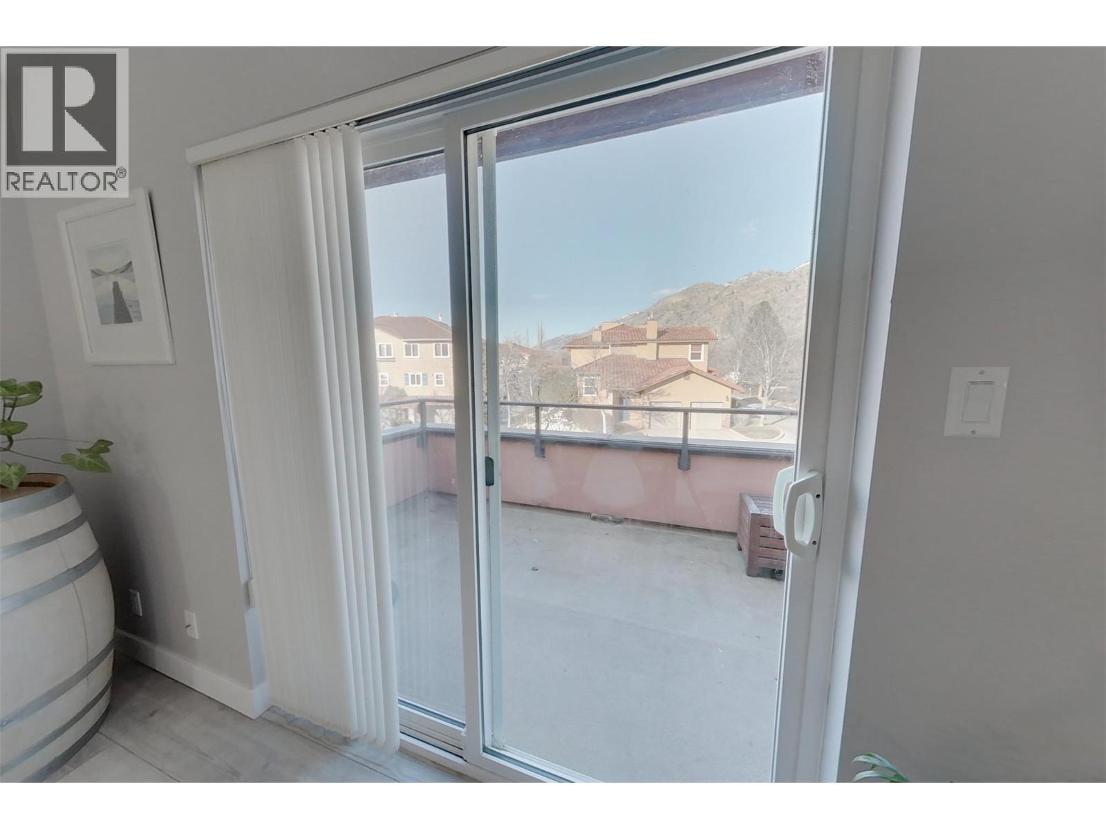 7600 Cottonwood Drive Unit# 3. Osoyoos, British Columbia