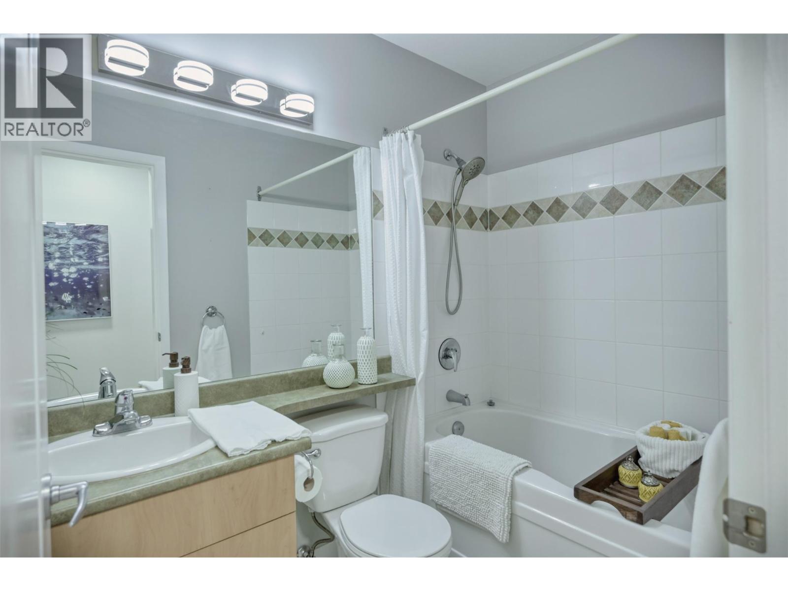 7600 Cottonwood Drive Unit# 3. Osoyoos, British Columbia