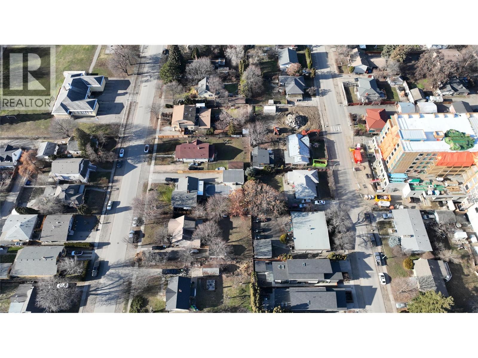 828 Dehart Avenue. Kelowna, British Columbia