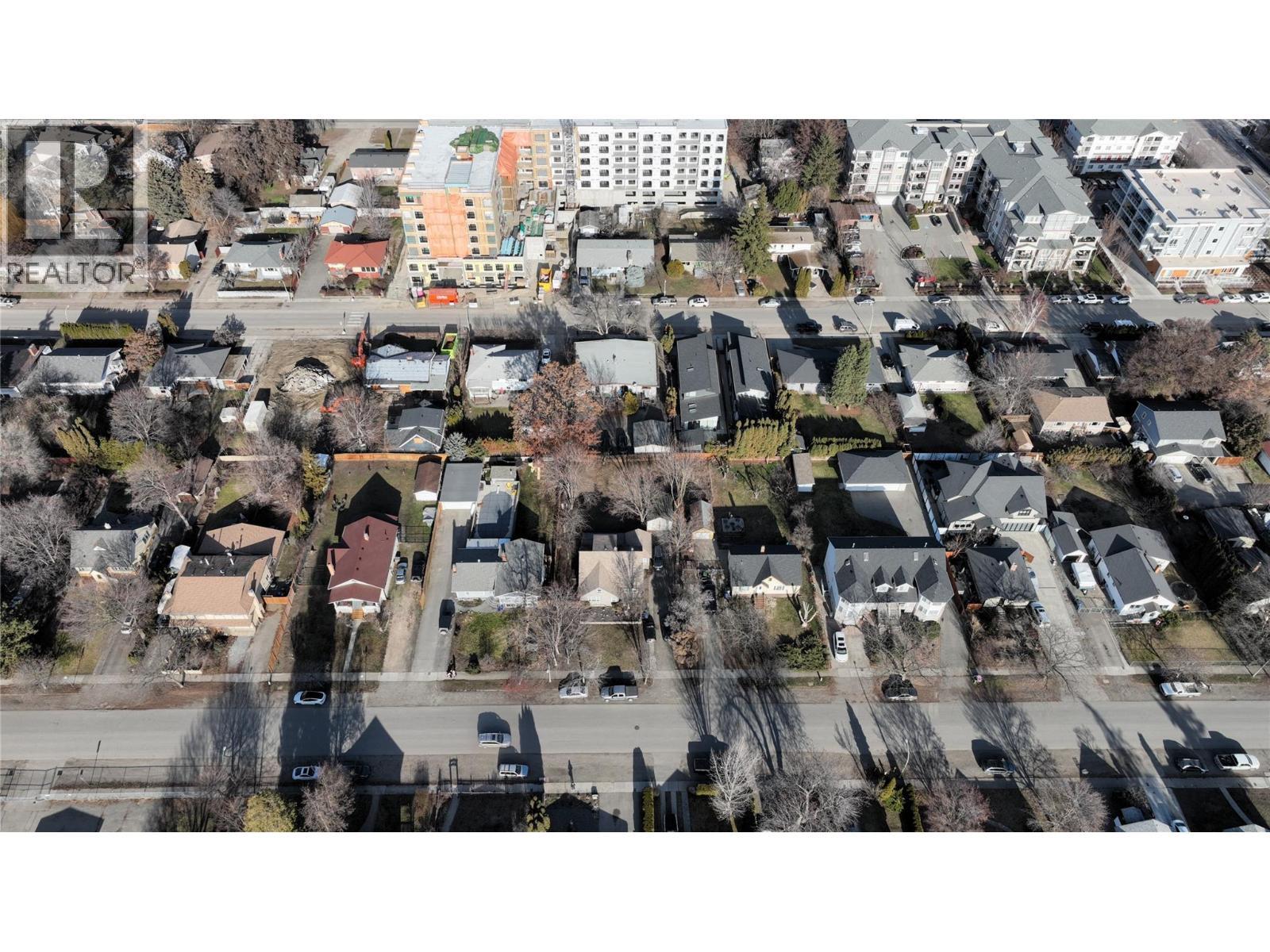 828 Dehart Avenue. Kelowna, British Columbia