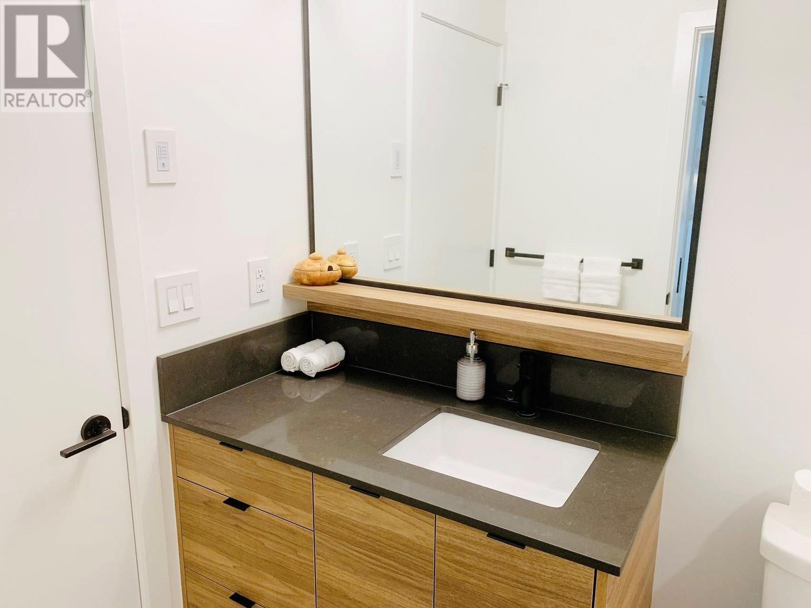 1471 St Paul Street Unit# 1103. Kelowna, British Columbia