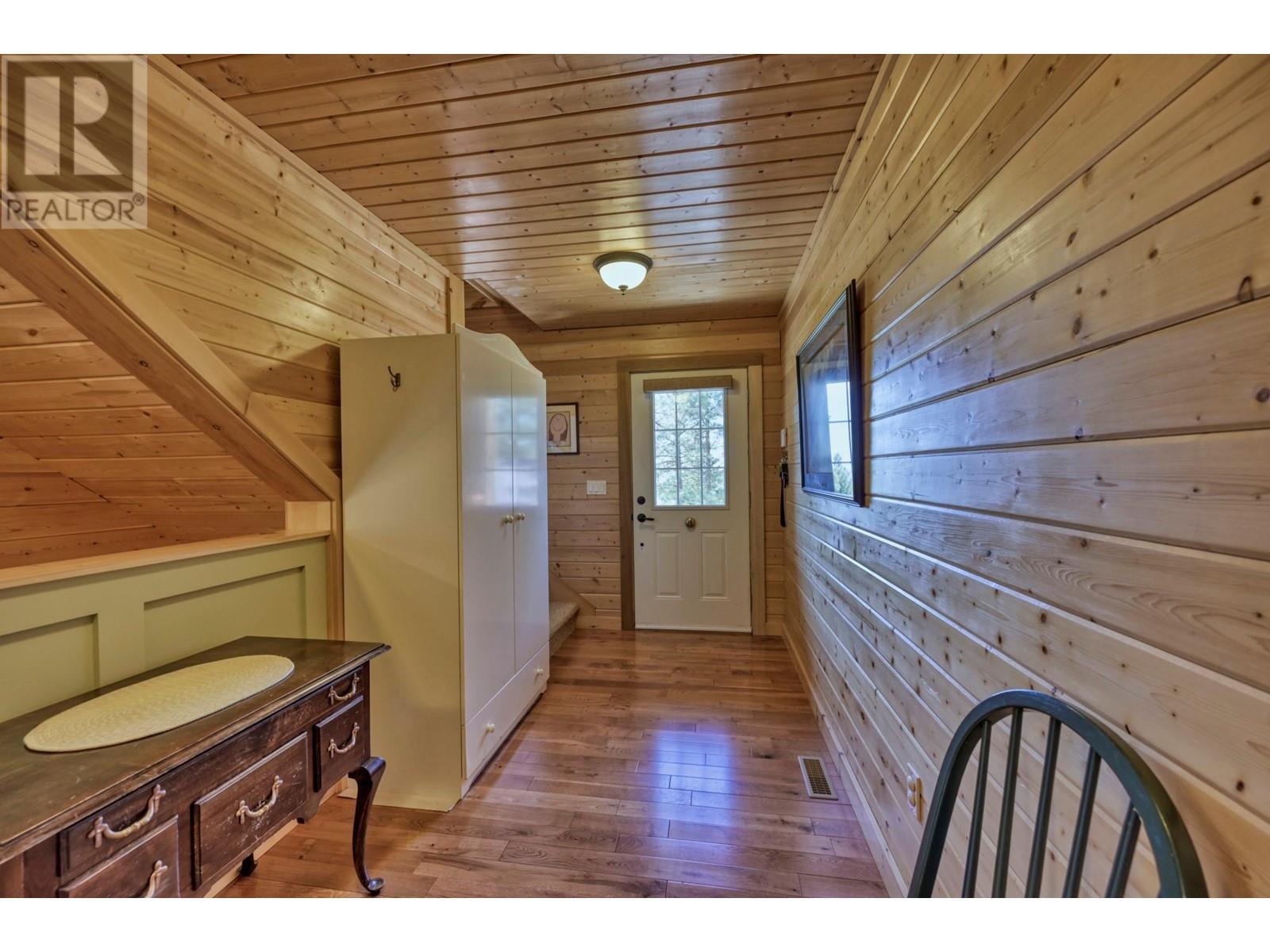 155 Cougar Court. Osoyoos, British Columbia