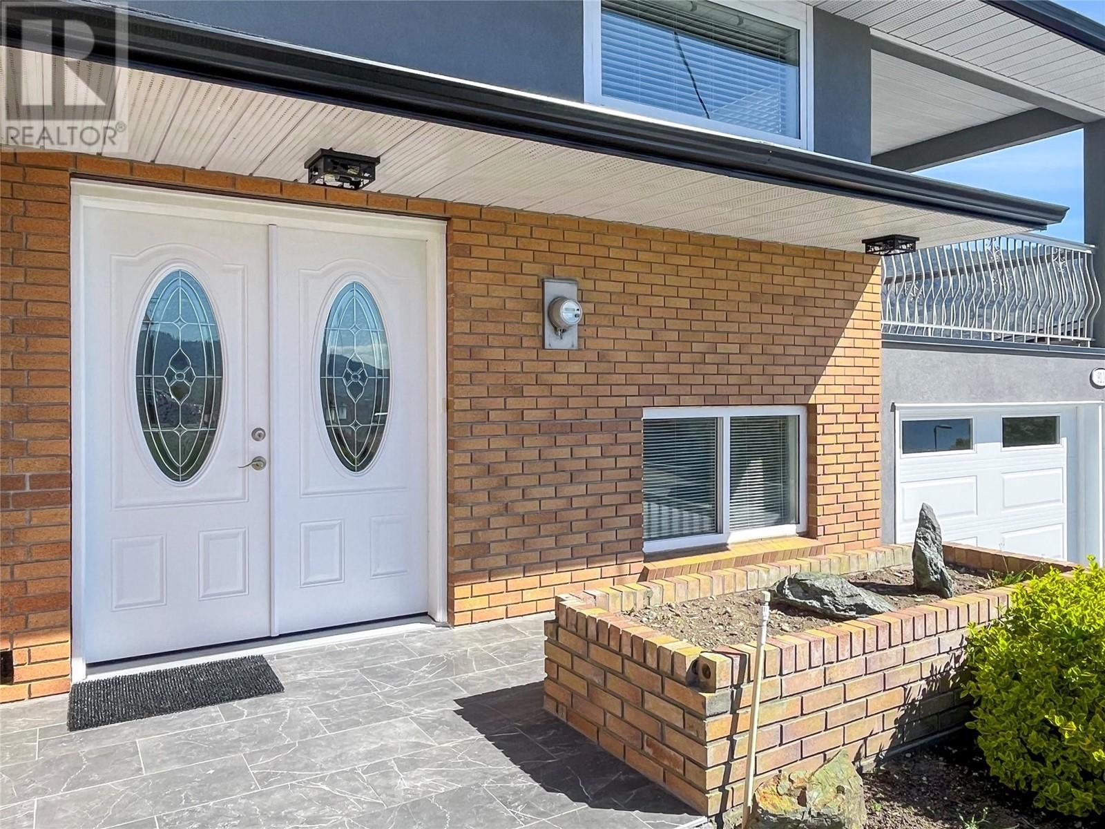 9106 Hummingbird Lane. Osoyoos, British Columbia