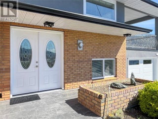 9106 Hummingbird Lane. Osoyoos, British Columbia