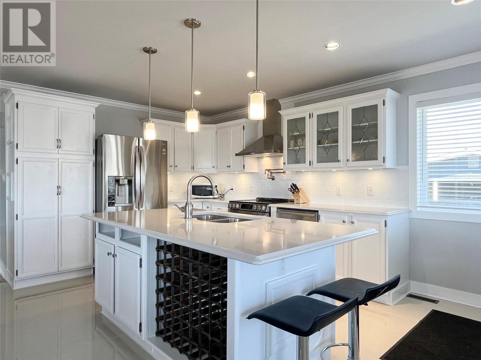 9106 Hummingbird Lane. Osoyoos, British Columbia