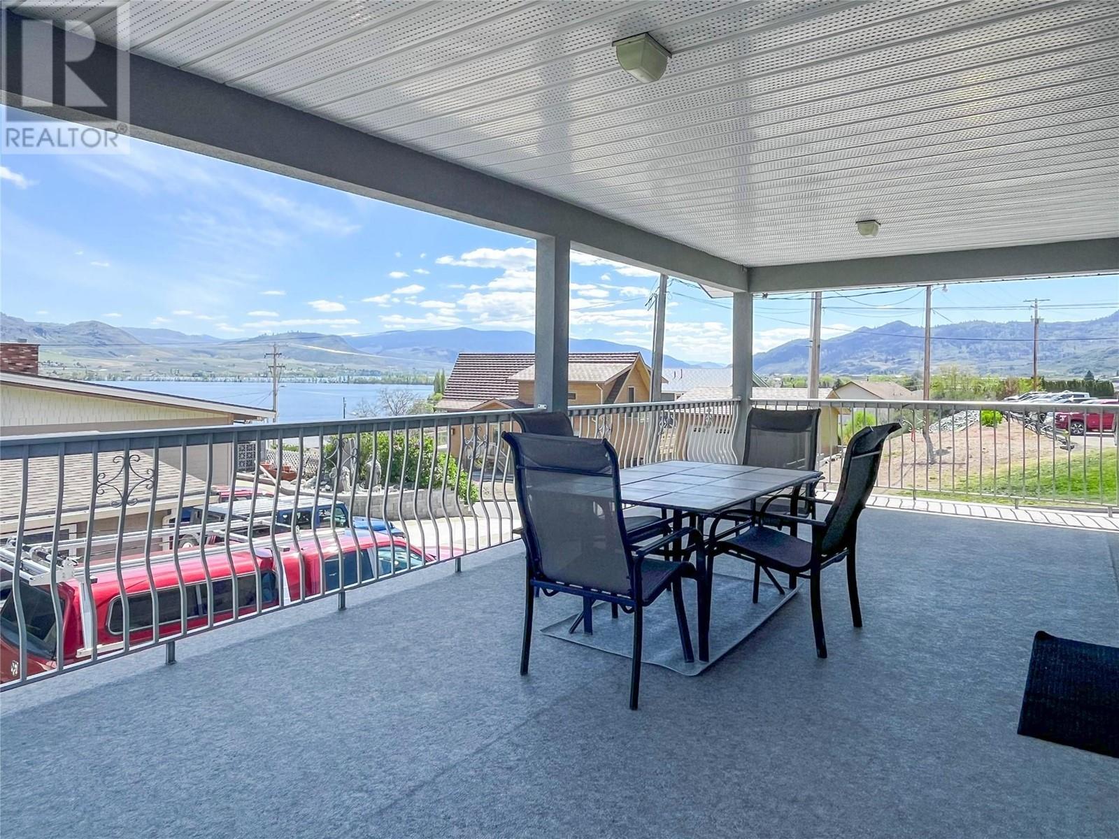 9106 Hummingbird Lane. Osoyoos, British Columbia