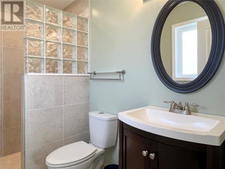 9106 Hummingbird Lane. Osoyoos, British Columbia