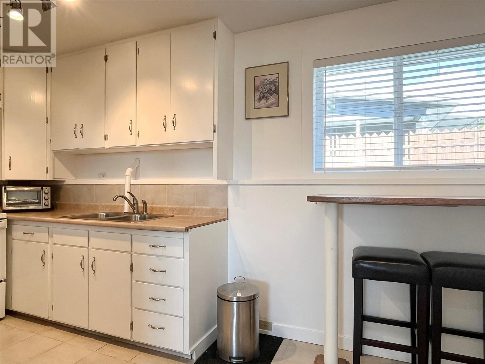 9106 Hummingbird Lane. Osoyoos, British Columbia