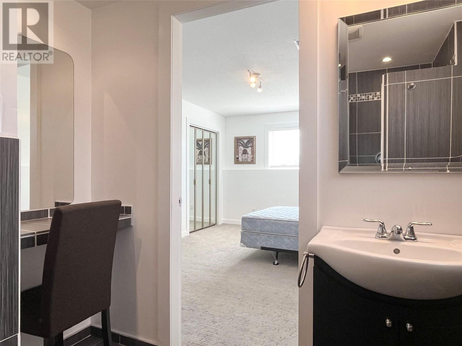 9106 Hummingbird Lane. Osoyoos, British Columbia