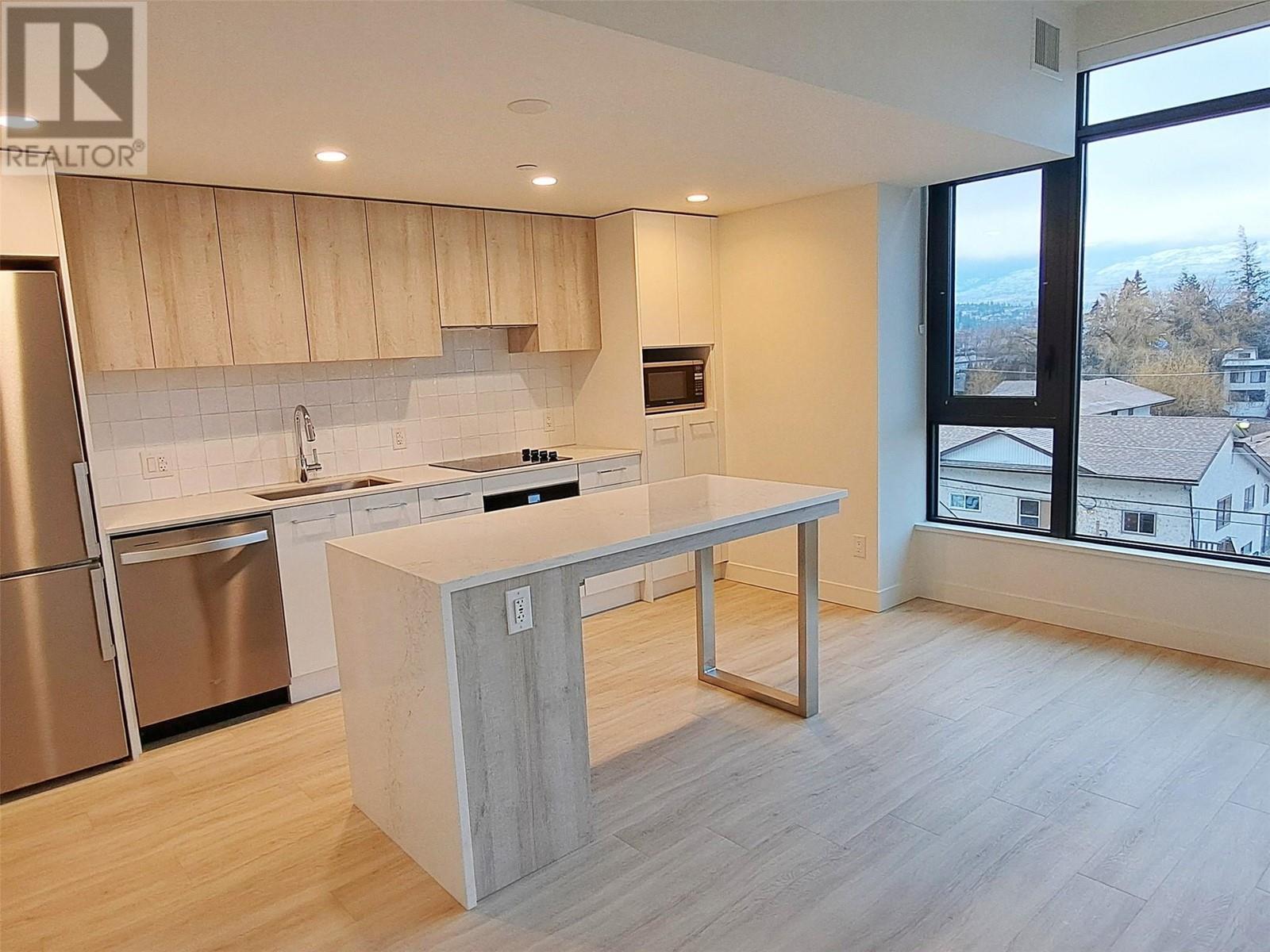 3699 Capozzi Road Unit# 401. Kelowna, British Columbia