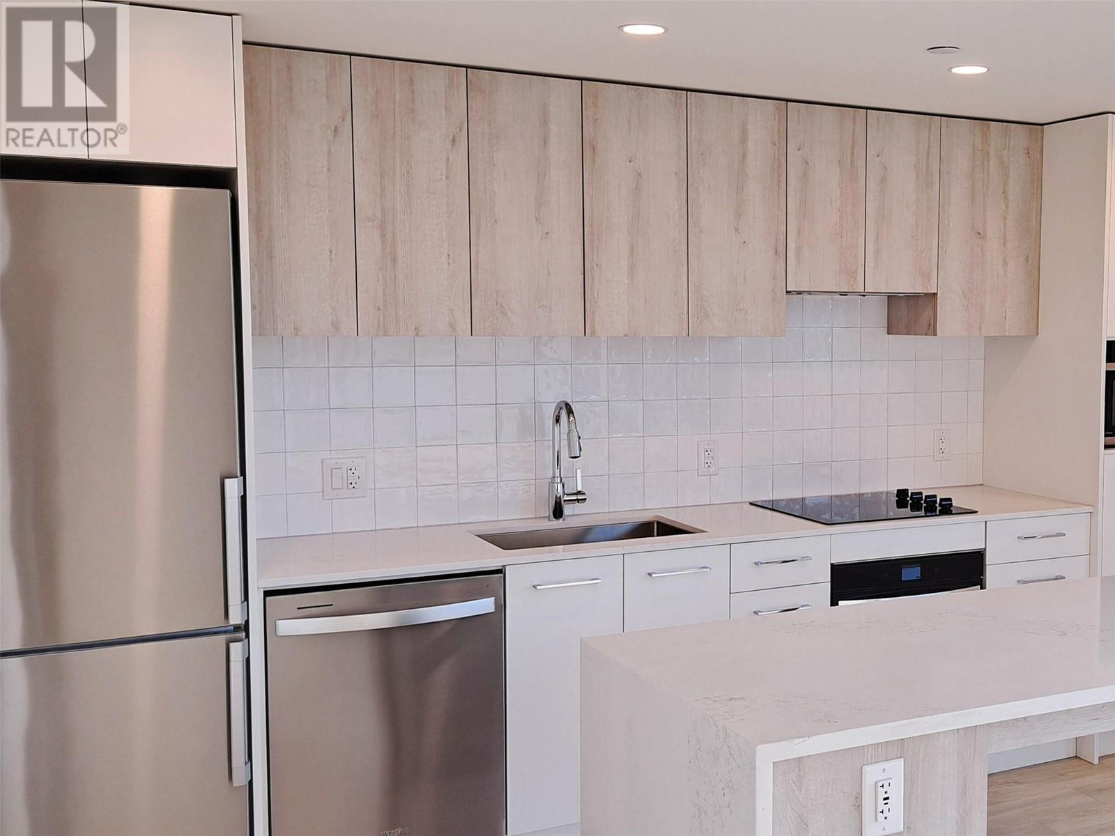 3699 Capozzi Road Unit# 401. Kelowna, British Columbia