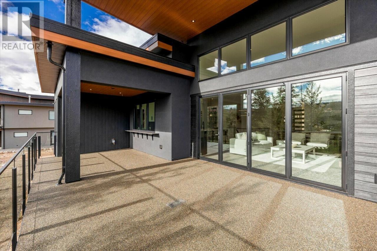 124 Wildsong Crescent W. Vernon, British Columbia