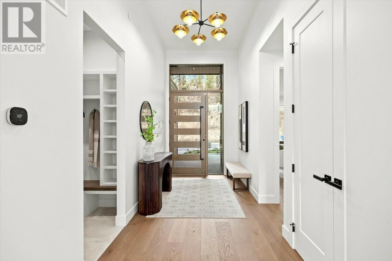 124 Wildsong Crescent W. Vernon, British Columbia