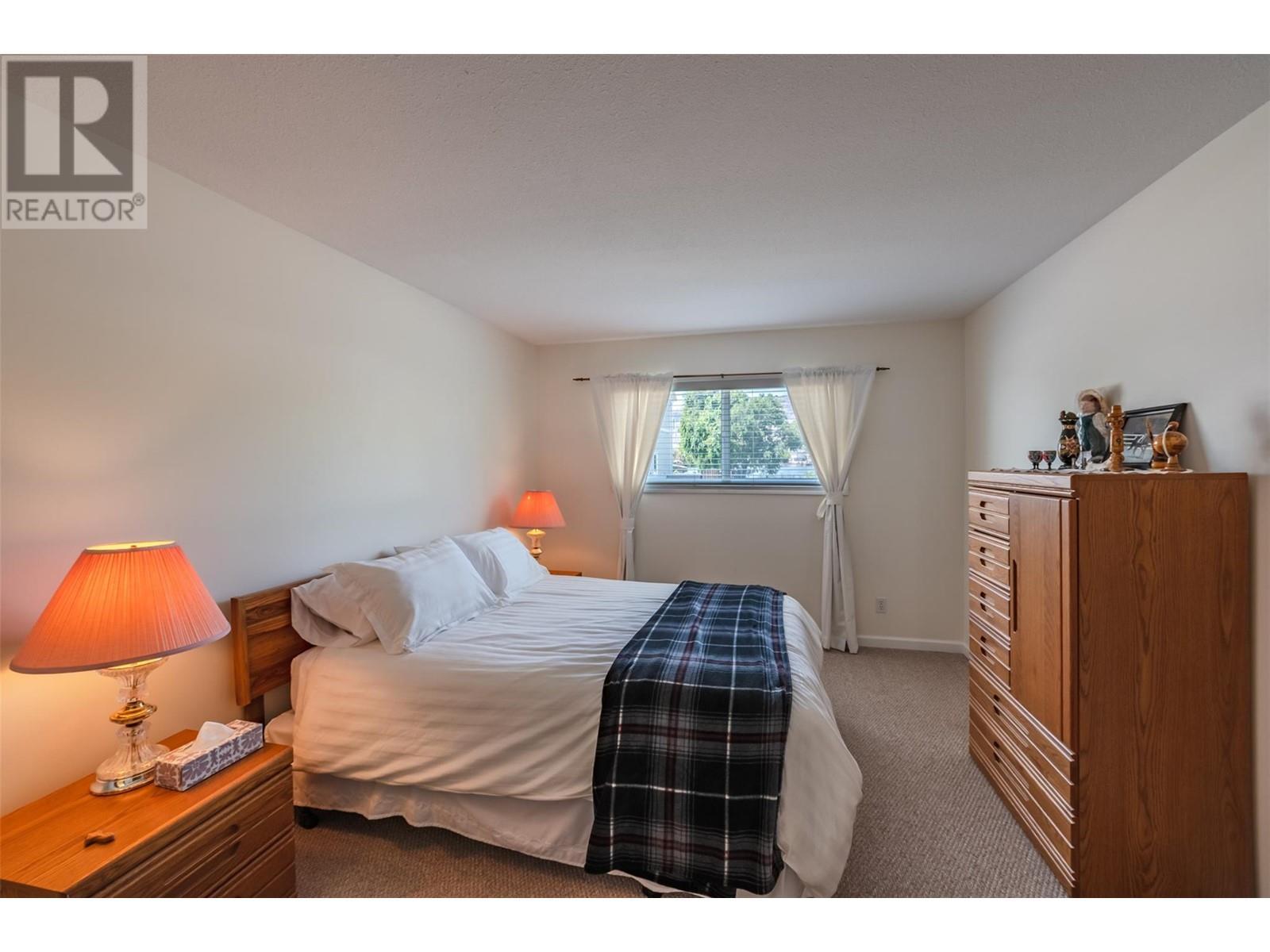 44 Bayview Crescent. Osoyoos, British Columbia