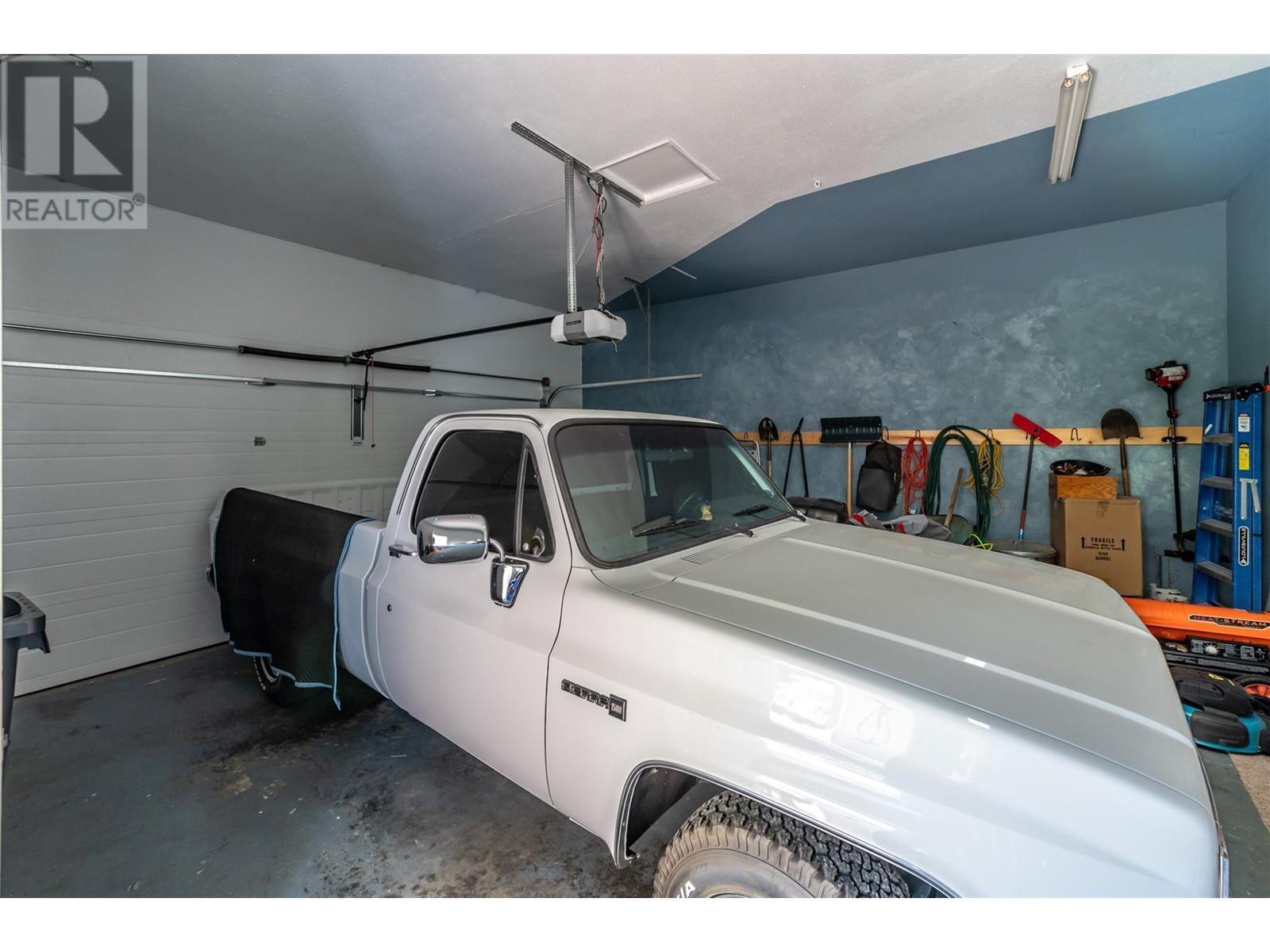 44 Bayview Crescent. Osoyoos, British Columbia