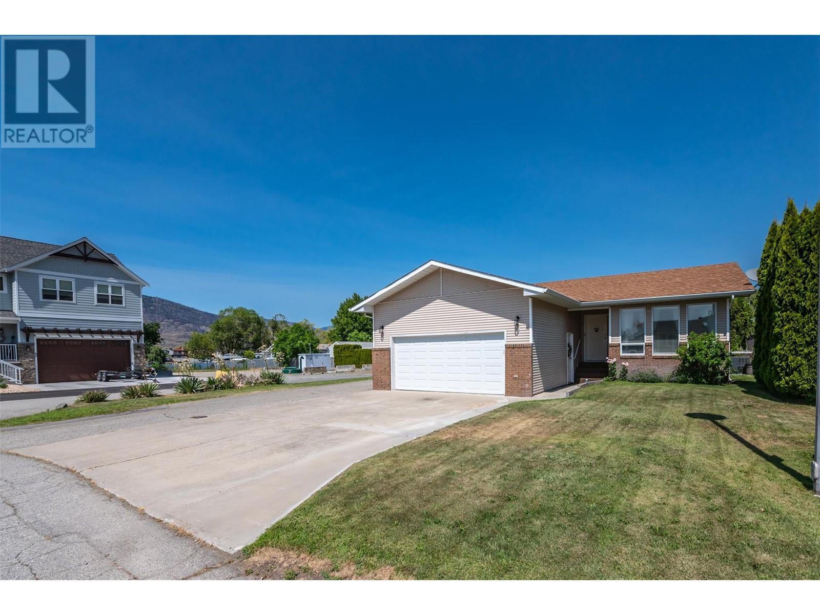 44 Bayview Crescent. Osoyoos, British Columbia