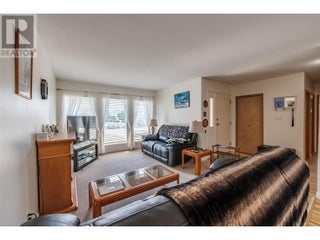 44 Bayview Crescent. Osoyoos, British Columbia