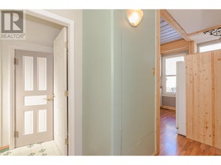 80 6 Street Ne. Salmon Arm, British Columbia