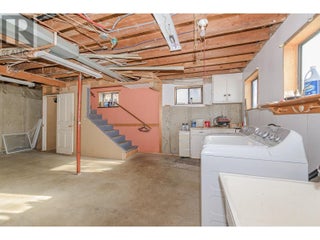 80 6 Street Ne. Salmon Arm, British Columbia