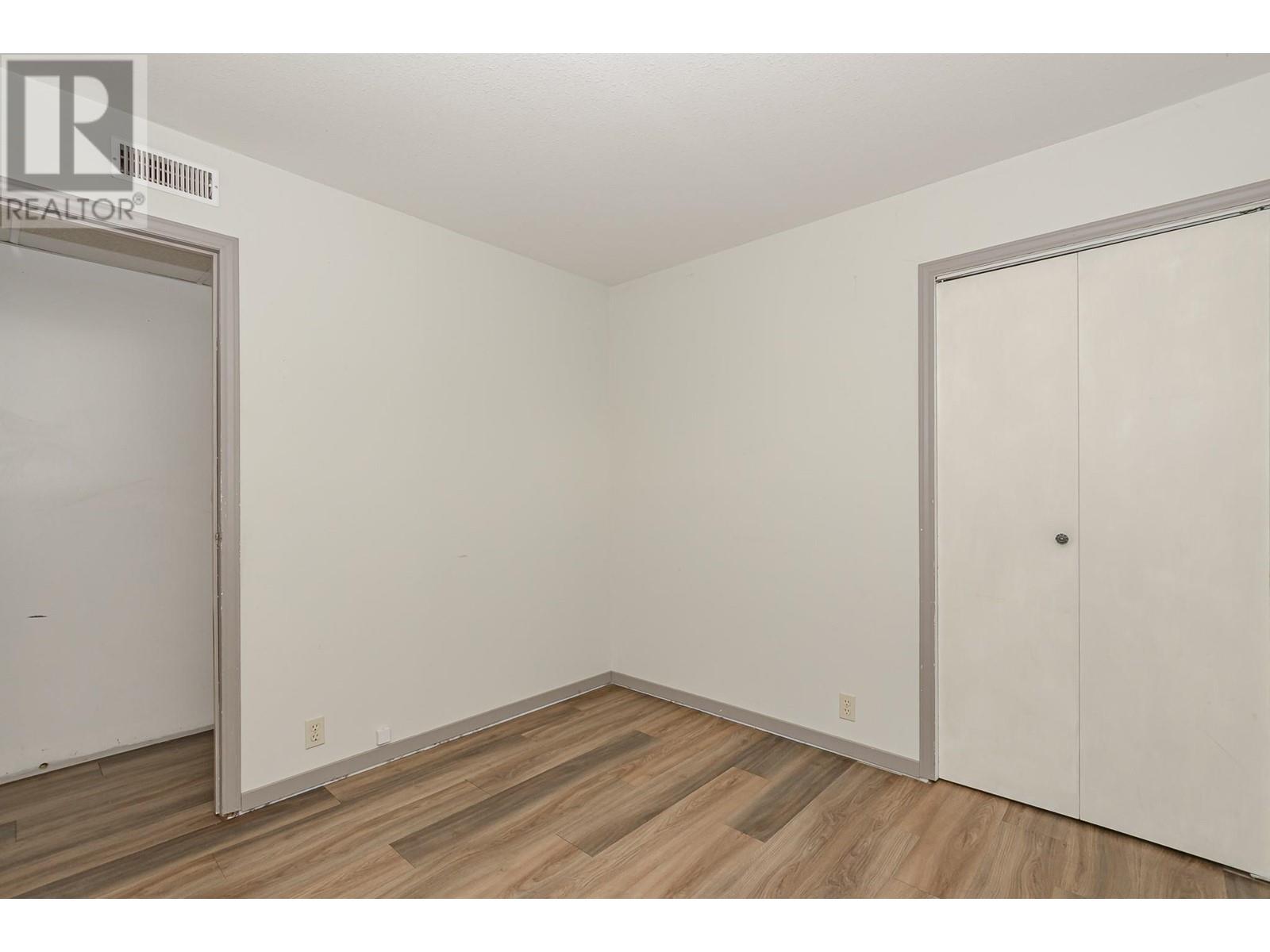 80 6 Street Ne. Salmon Arm, British Columbia