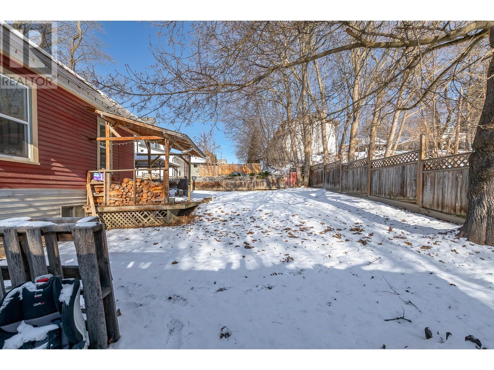 80 6 Street Ne. Salmon Arm, British Columbia