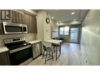 345 Dougall Road N Unit# Ph12 Lot# 85. Kelowna, British Columbia