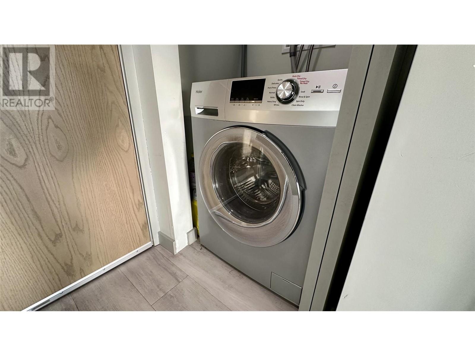 345 Dougall Road N Unit# Ph12 Lot# 85. Kelowna, British Columbia