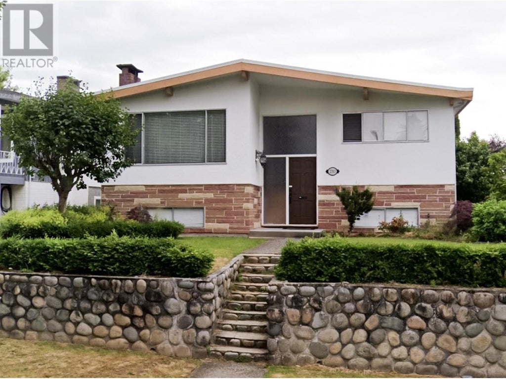 2763 Rosemont Drive, Vancouver