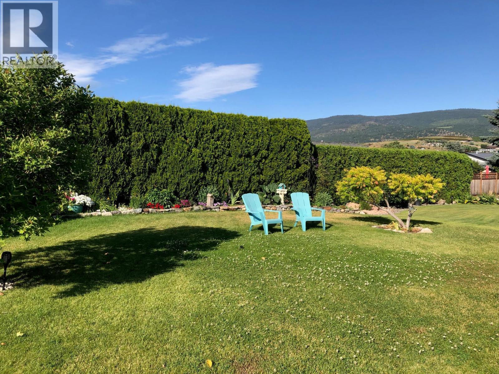 814 8 Avenue. Vernon, British Columbia