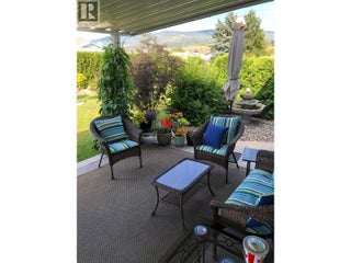 814 8 Avenue. Vernon, British Columbia