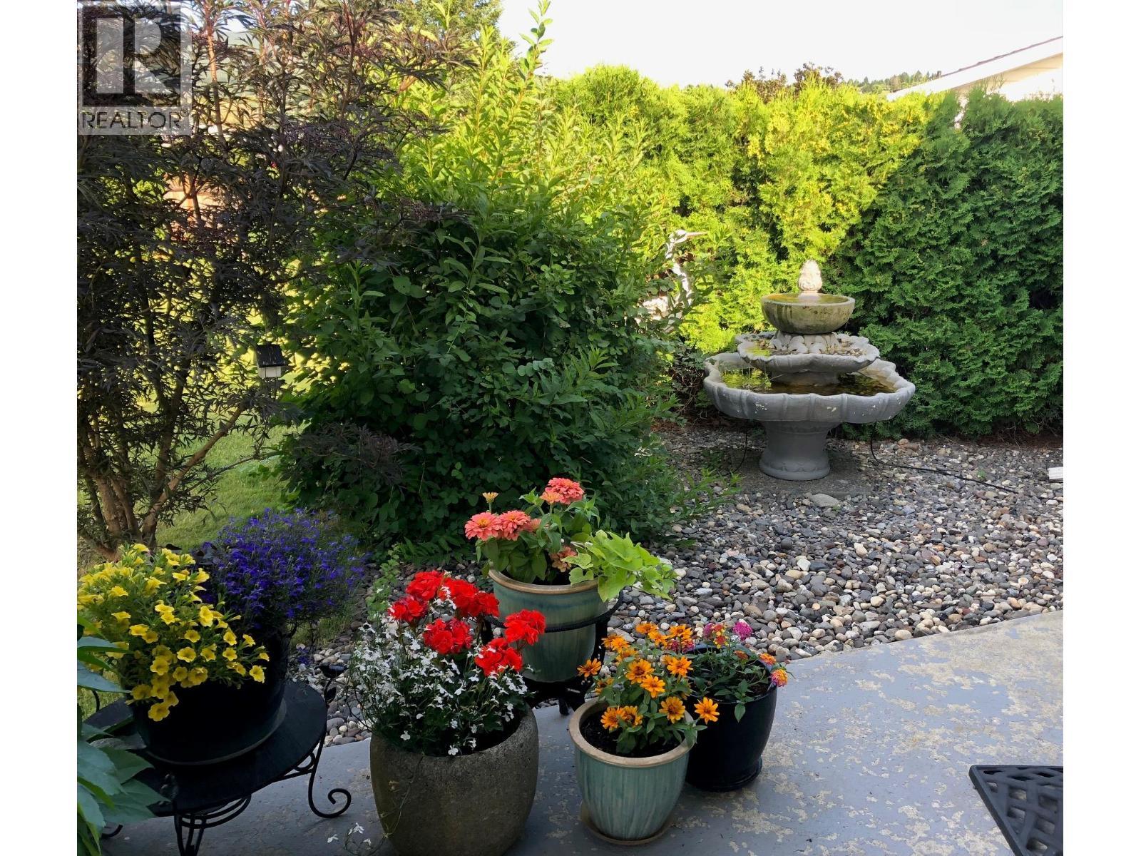 814 8 Avenue. Vernon, British Columbia