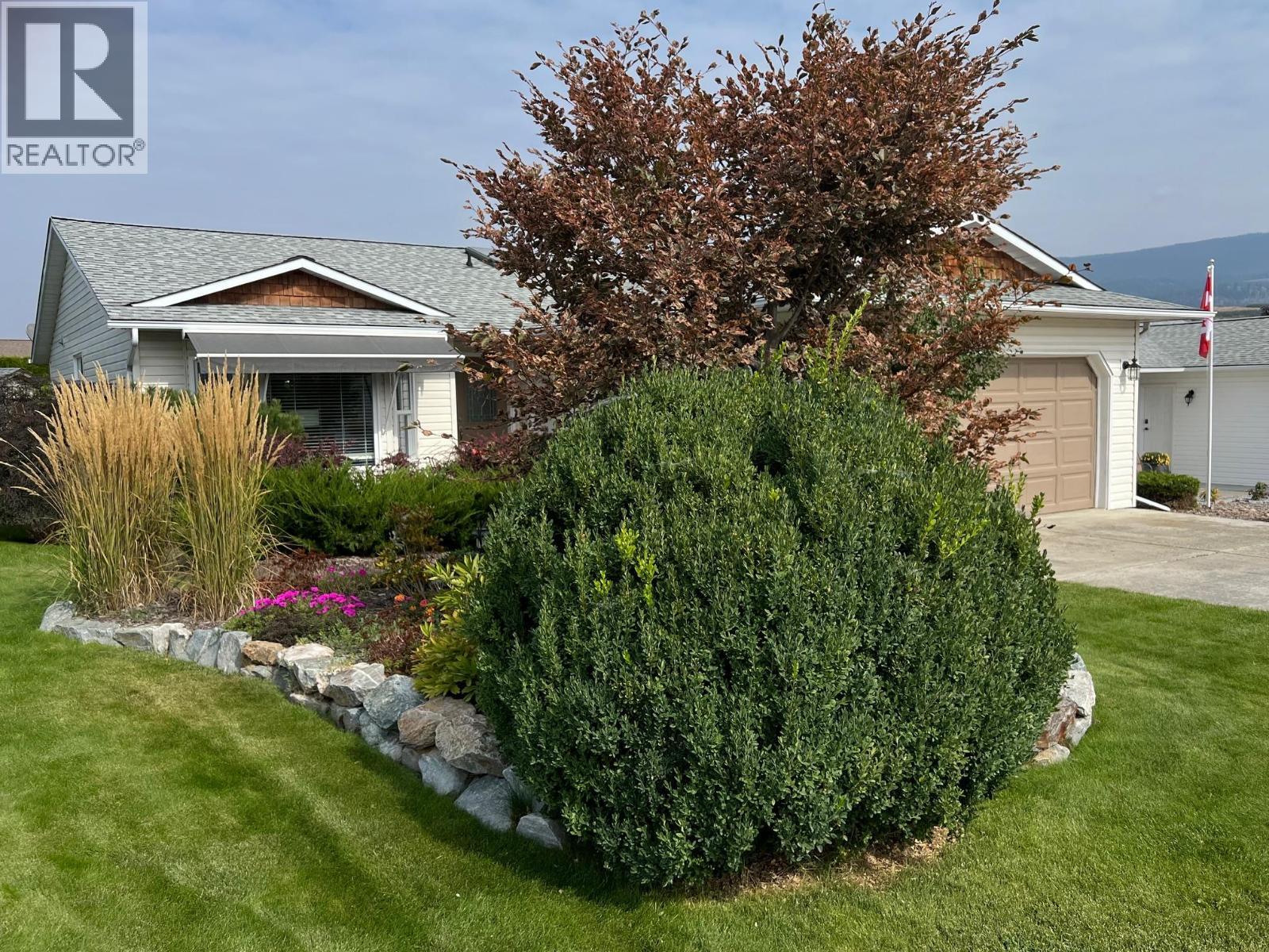 814 8 Avenue. Vernon, British Columbia