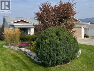 814 8 Avenue. Vernon, British Columbia