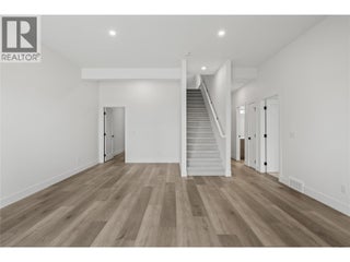 2835 Canyon Crest Drive Unit# 2. West Kelowna, British Columbia