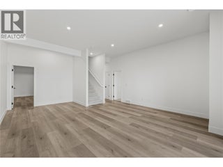 2835 Canyon Crest Drive Unit# 2. West Kelowna, British Columbia