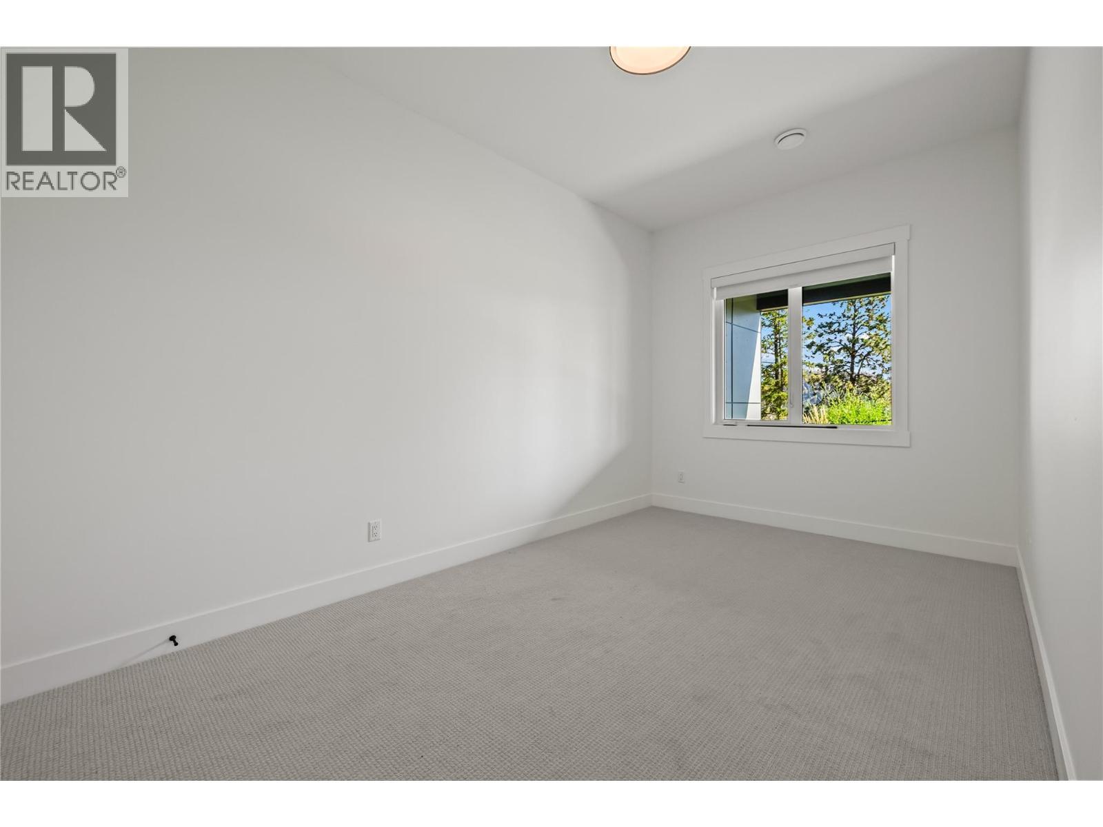 2835 Canyon Crest Drive Unit# 2. West Kelowna, British Columbia