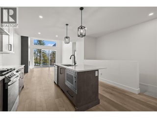 2835 Canyon Crest Drive Unit# 2. West Kelowna, British Columbia